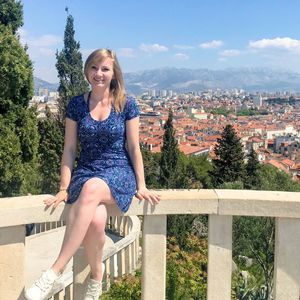 Meet your Posher, Lauren